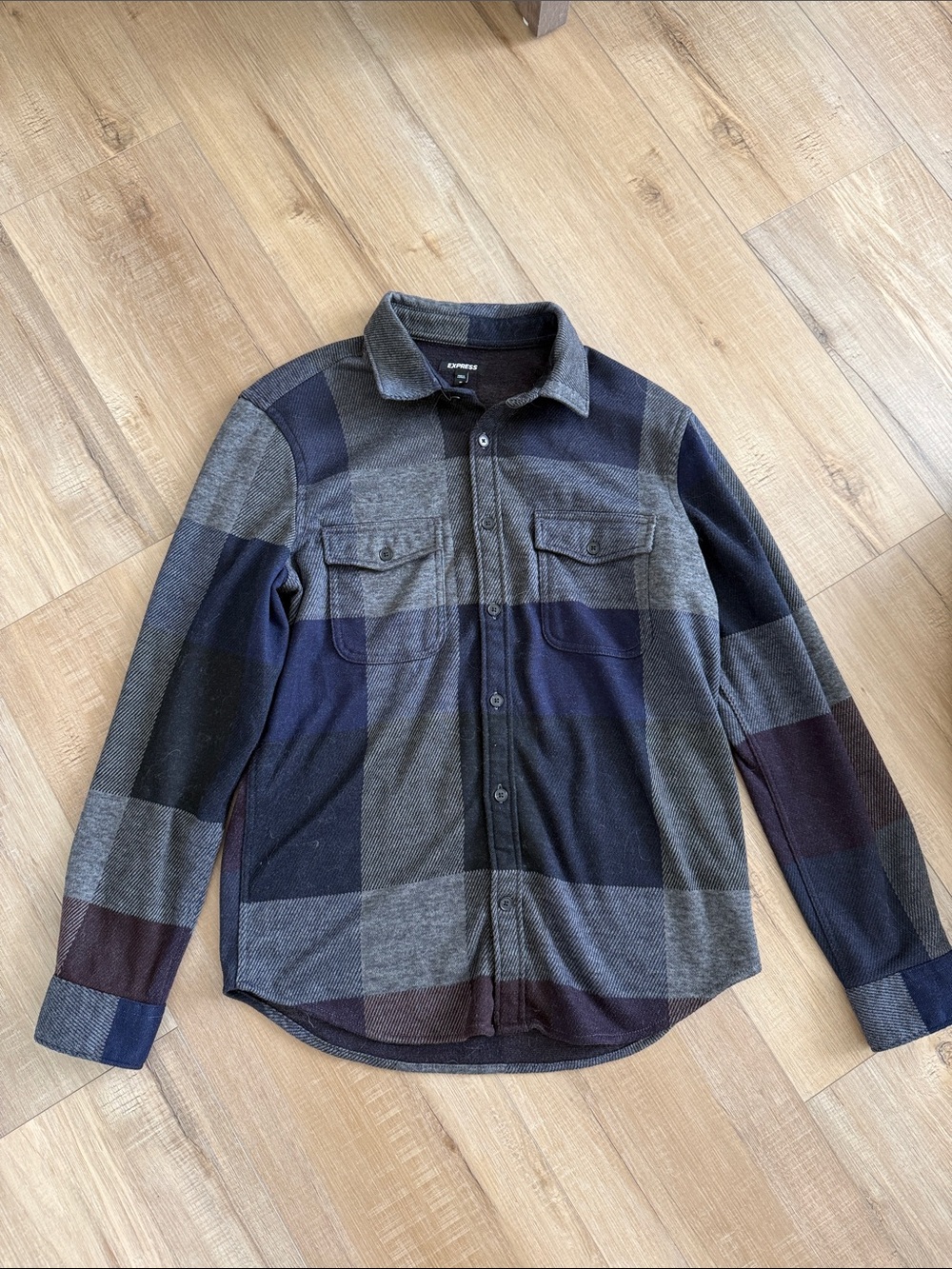 Men’s Express Plaid Flannel Button Down Shirt